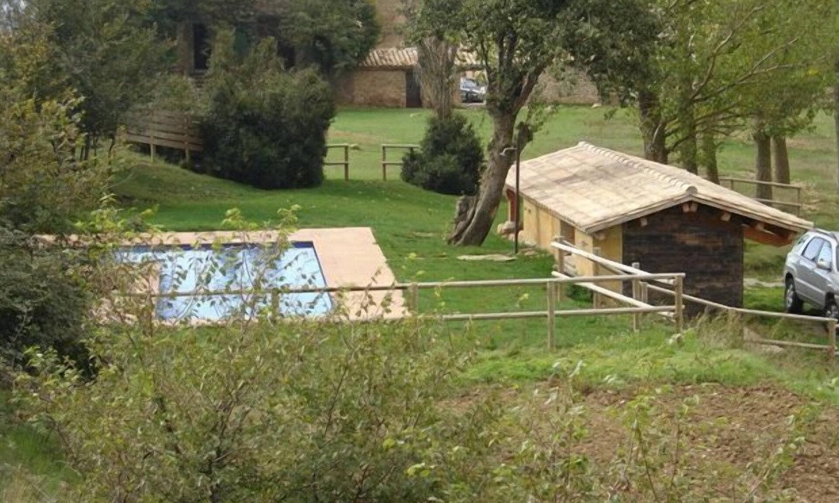 Lladurs Cottage | Casas Rurales La Salada for 8 people
