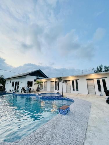 Paka Hotel | CasaView Beach