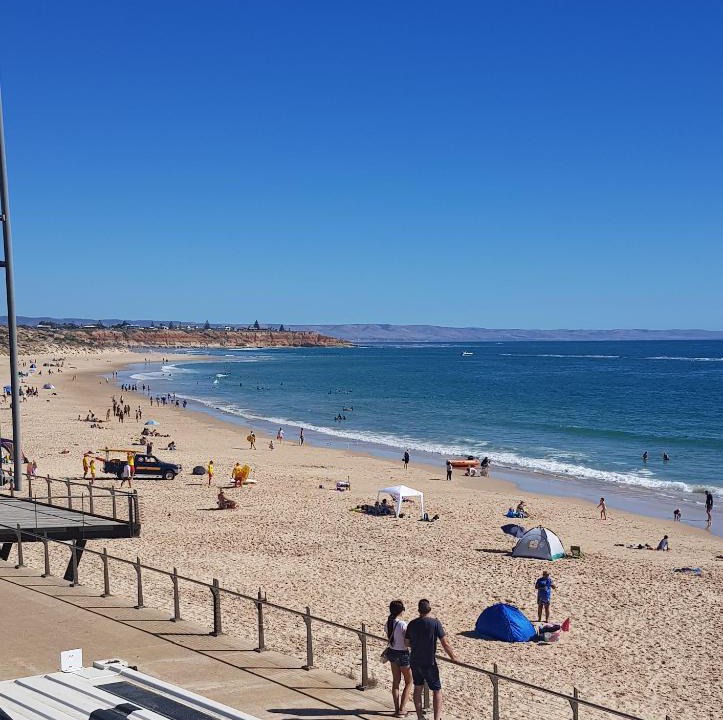 Noarlunga Downs Apartment | Cascabelbnb Private 2BR apartment