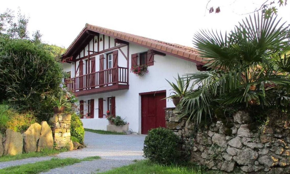 Irun Cottage | Caserio AGIÑAGA, rural study Esmeralda