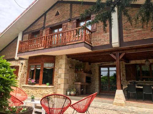 Murgia House | Caserio Arrigorri excelente ubicación jardín con BBQ perfecto para grupos