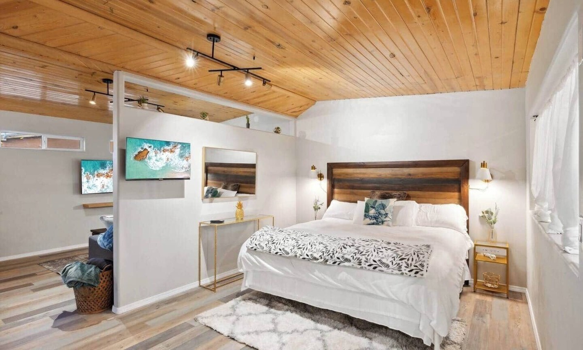 Albuquerque Apartment | Casita-Abeja North Valley