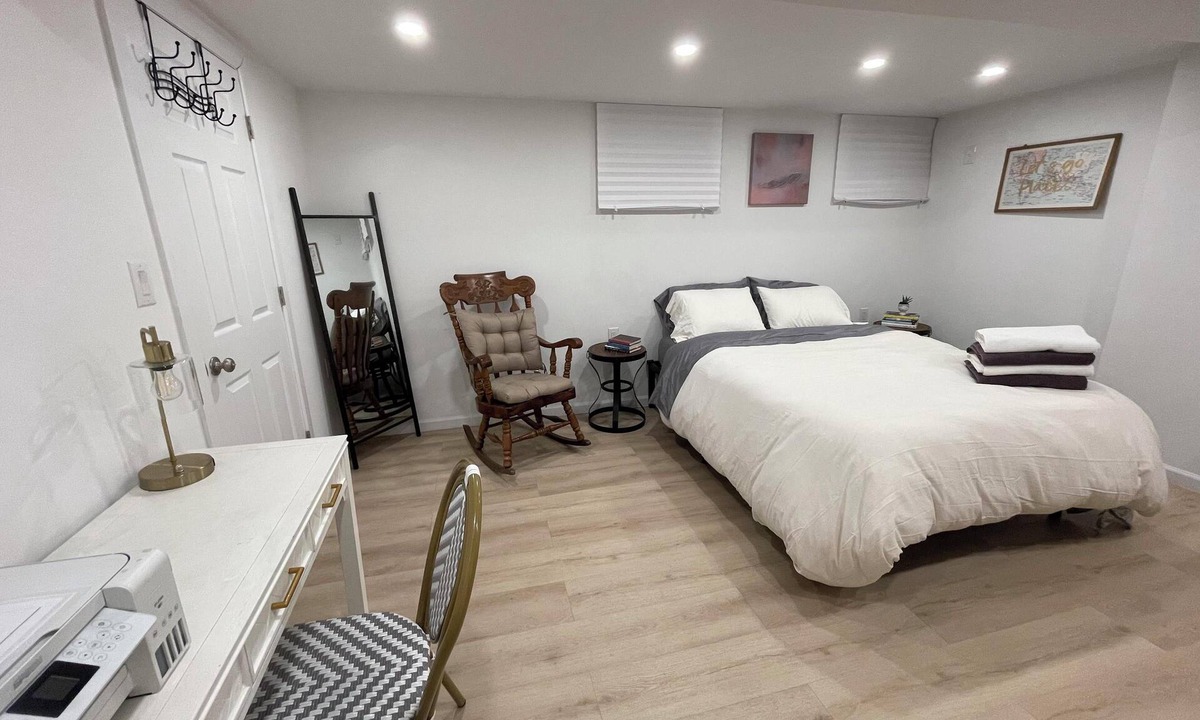 Astoria Heights Apartment | Casita Azul