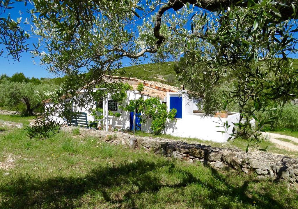 El Perello House | Casita Blanca