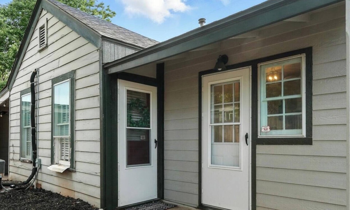 Sayles Blvd. Area Cottage | Casita Escondida - Your Hidden Refuge in Abilene