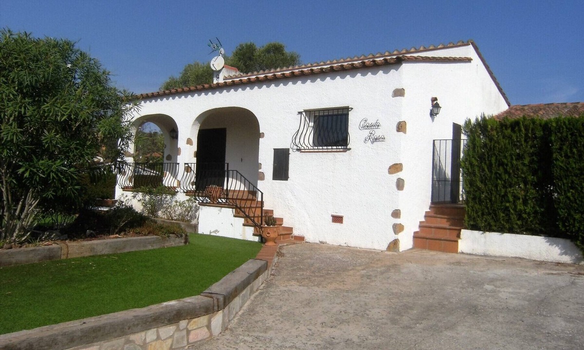 Torroella de Montgri Villa | CASITA ROSA 4D