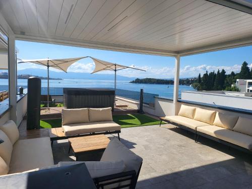 Omisalj Apartment | Cassiopeia - Seaside Retreat