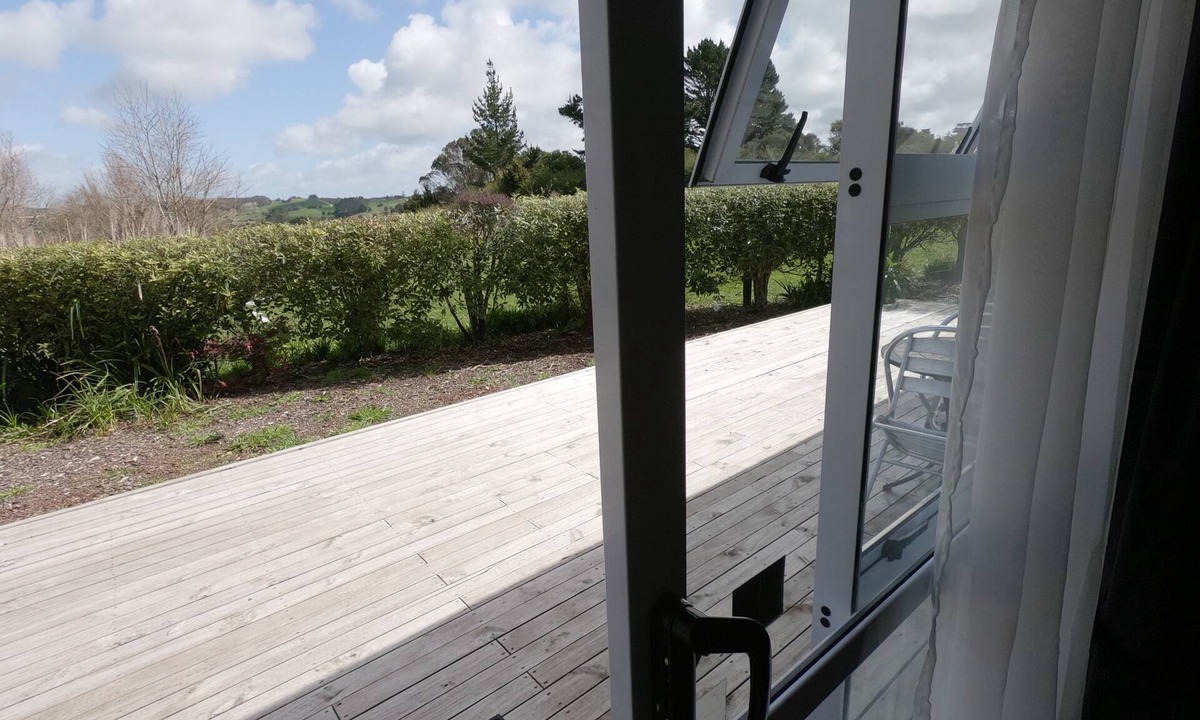 Wellsford Hotel | Castle Court Motel