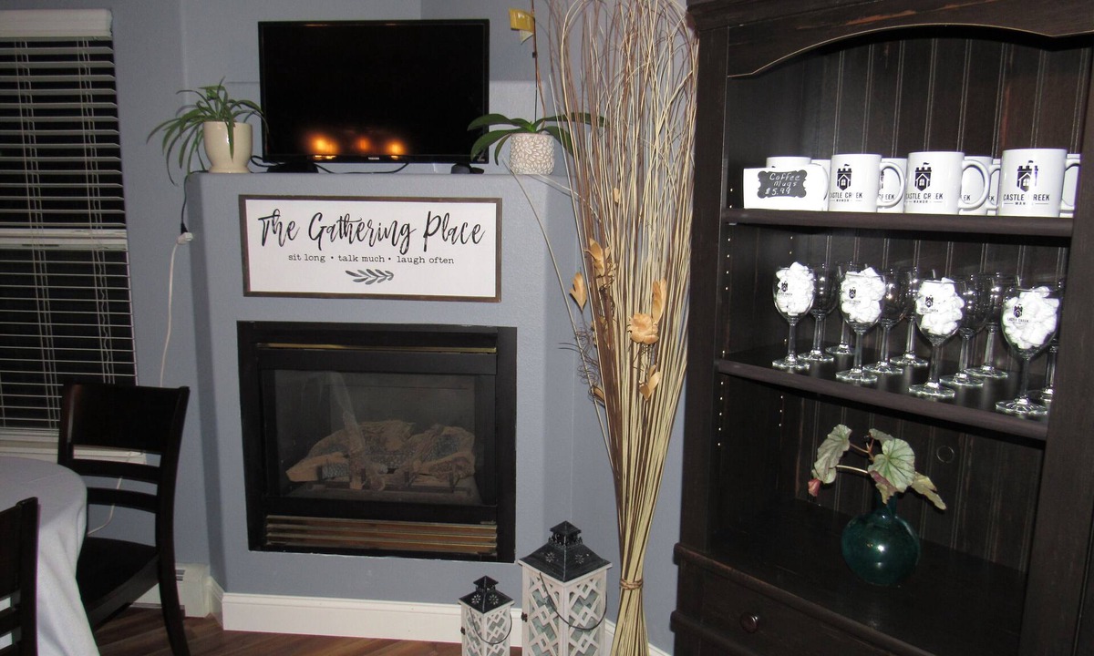 Grand Junction Bed & Breakfast | Castle Creek B&B