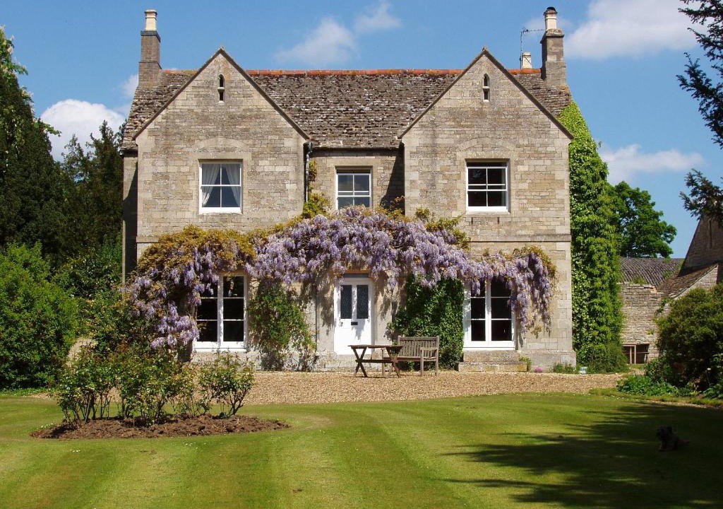 Fotheringhay House | Castle Farm Guest House