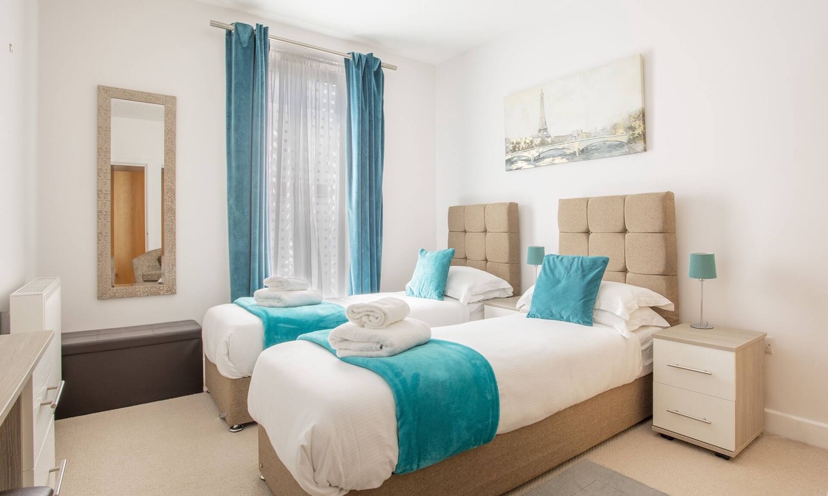 Redhill Apartment | Castle Haven Apartment, Redhill