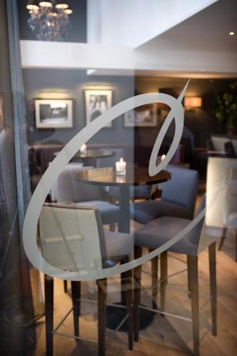 Lincoln Hotel | Castle Hotel & Apartments