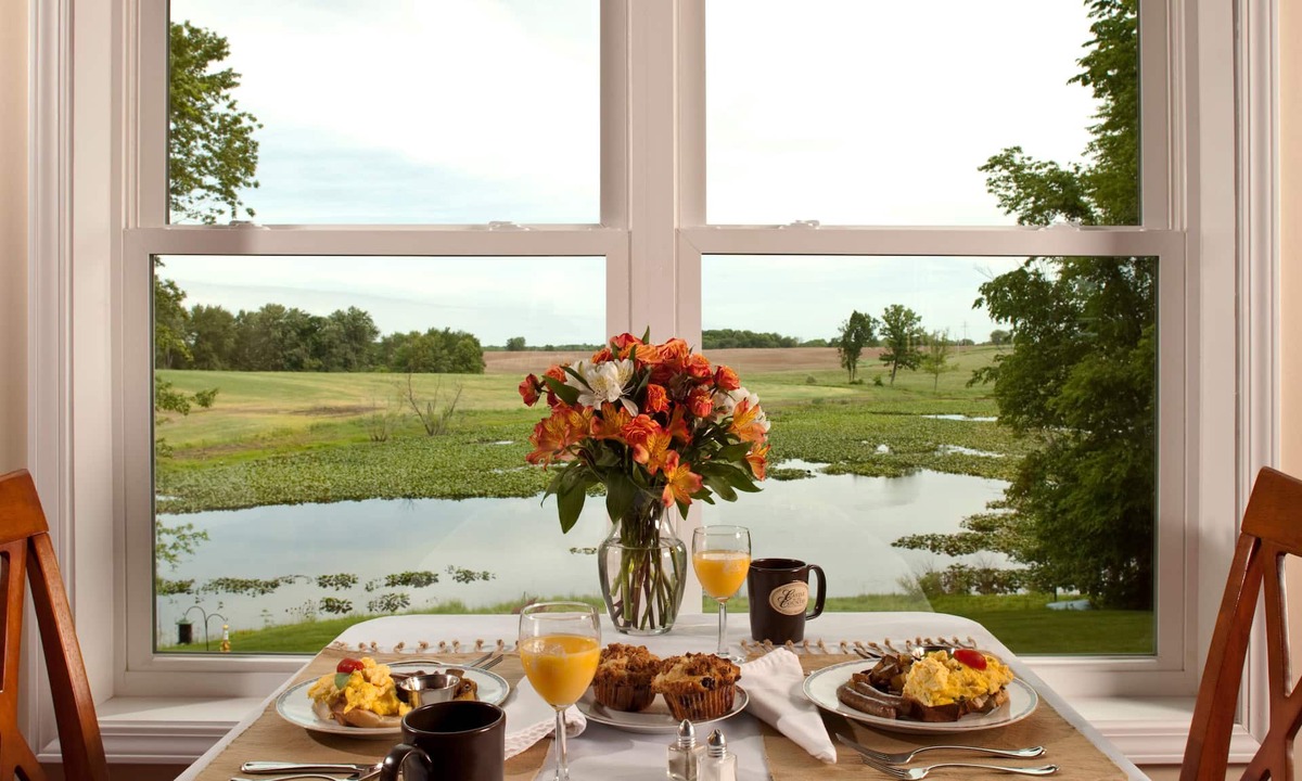 Allegan Bed & Breakfast | Castle in the Country