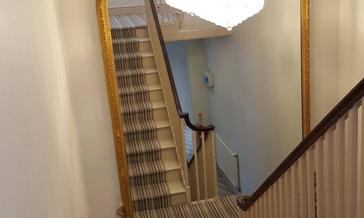 Warwick Hotel | Castle Limes Hotel