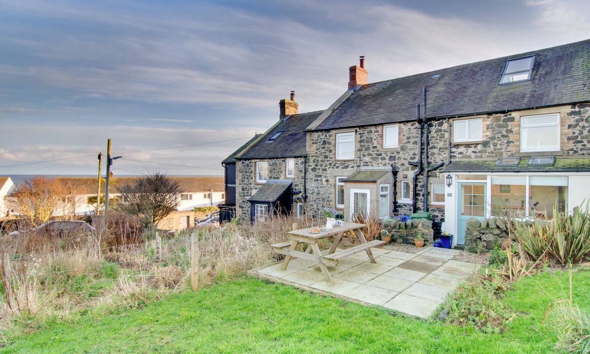 Craster House | Castle Point Cottage, Craster
