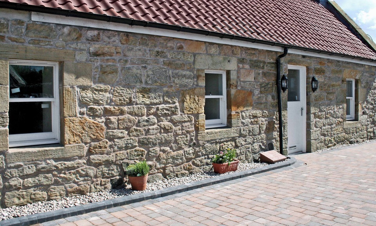 Ceres Cottage | Castle Smiddy - 27900