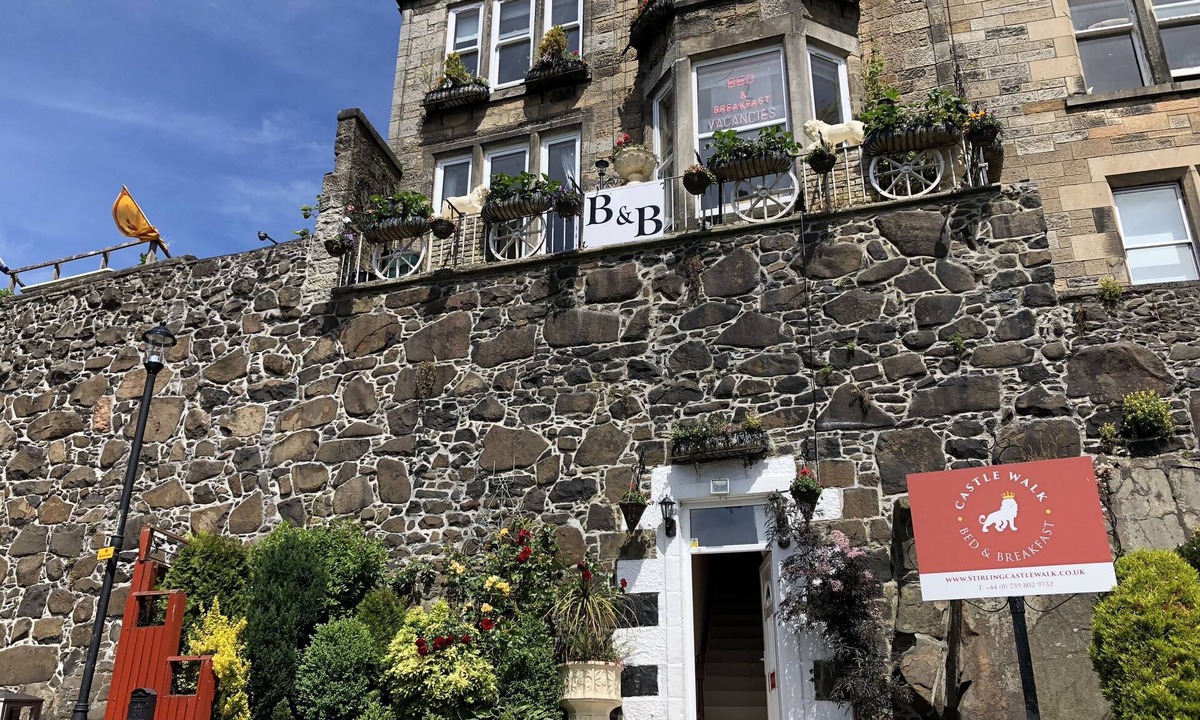 Stirling House | Castle Walk B&B