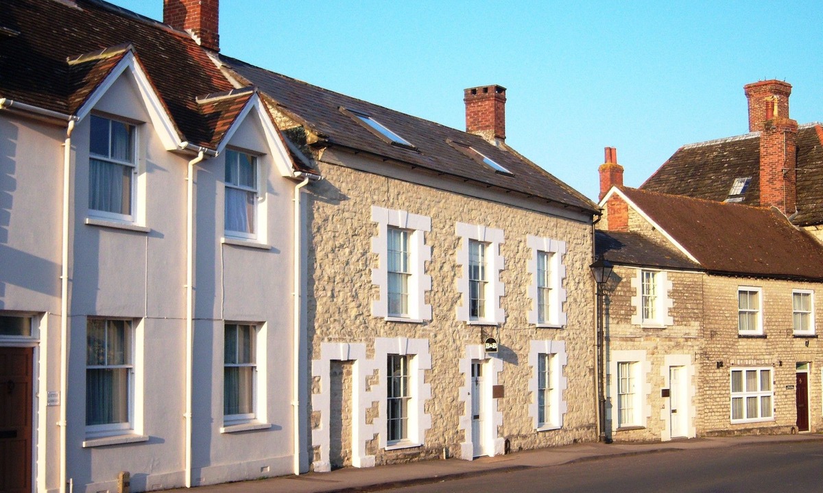 Mere Hotel | Castleton House B&B