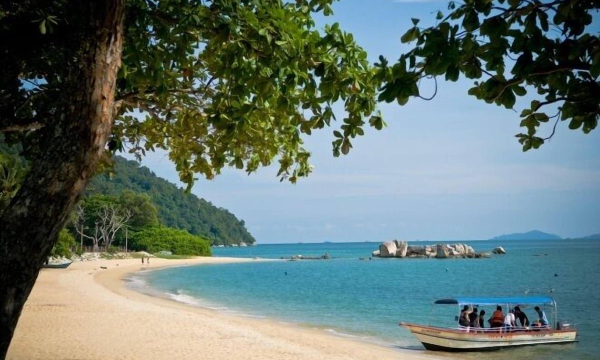 Pangkor Island Hotel | Casuarina@Pangkor