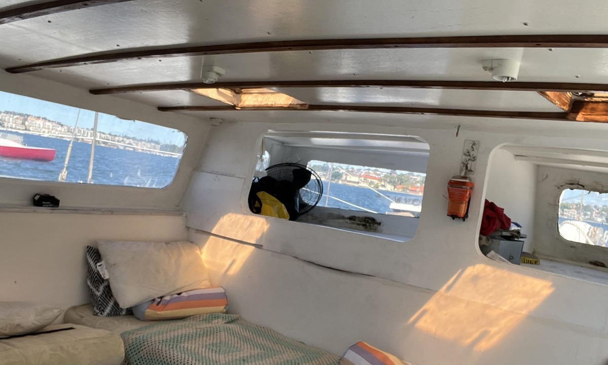 Cockatoo Island Boat Rental | cat inn a b&b type accomodation Sydney harbour