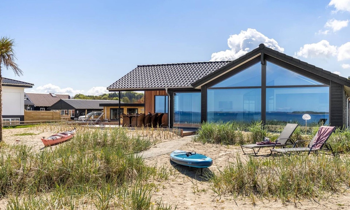 Grønninghoved Strand House | "Catalina" - 30m from the sea by Interhome