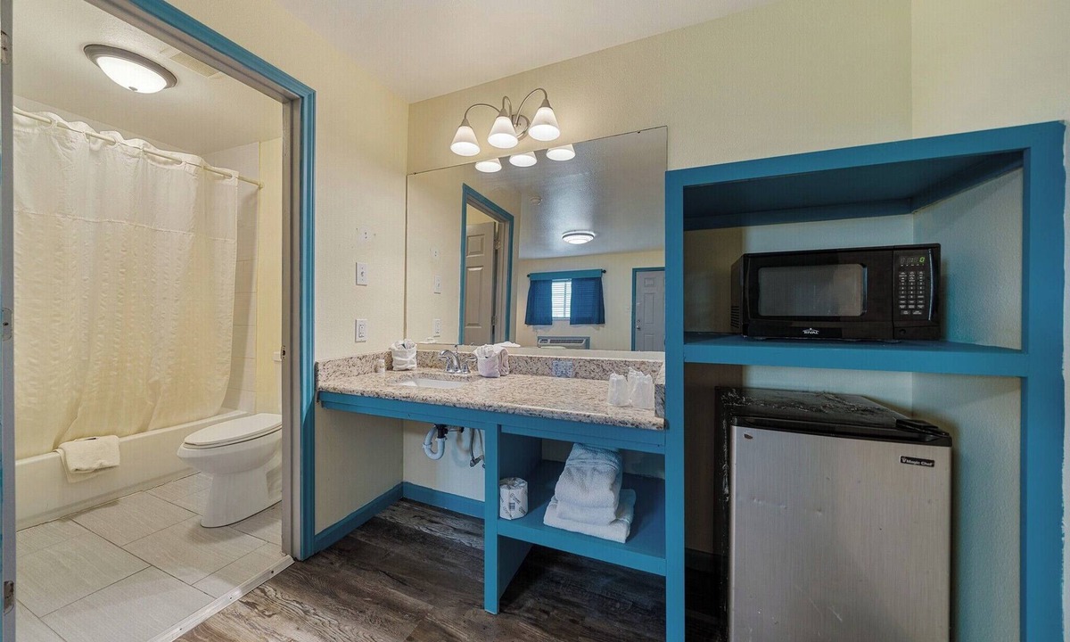 Bay Area Hotel | Catalina Motel