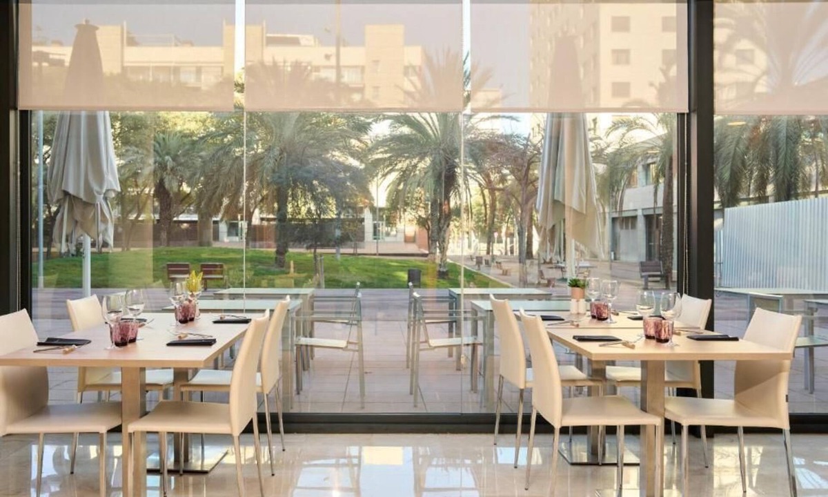 Diagonal Mar i el Front Maritim del Poblenou Hotel | Catalonia Barcelona Beach
