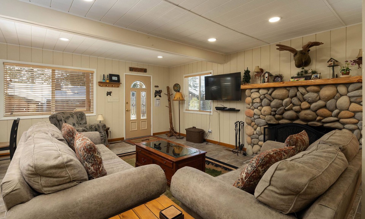 Tahoe Vista House | Catalpa Vista by Hauserman Rental Group