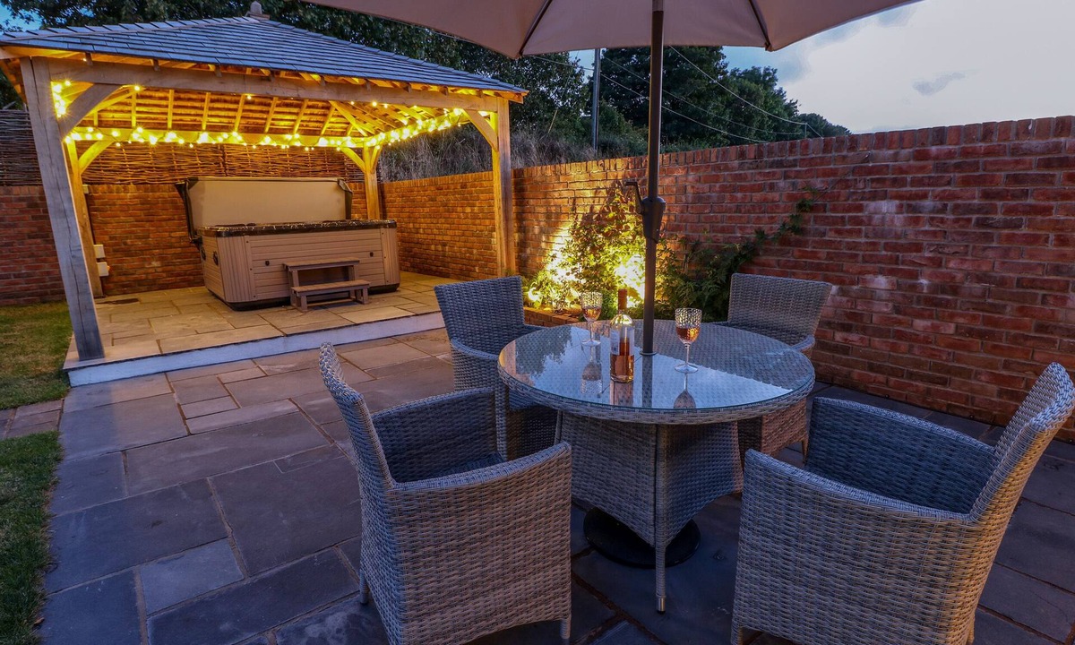 Milford Haven Cottage | Catamouse