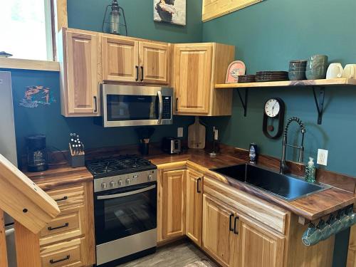 Funny River Apartment | Catch'em AK - Trout Haven
