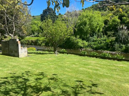 Tapu House | Catch & Relax