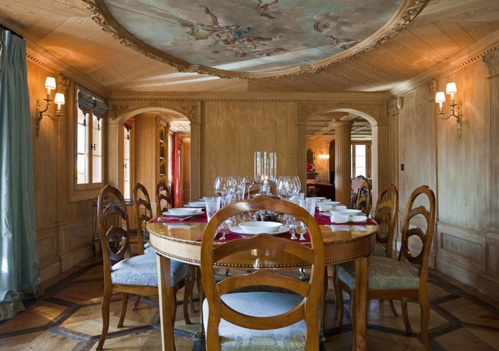 Gstaad House | Catered Luxurious Chalet with Spa in Gstaad Center