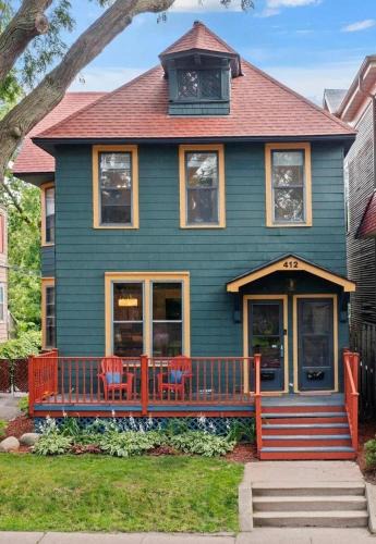 Summit - University Apartment | Cathedral Hill Charm