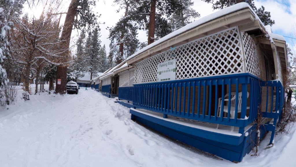 Big Bear City Cabin | Cathy's Cottages