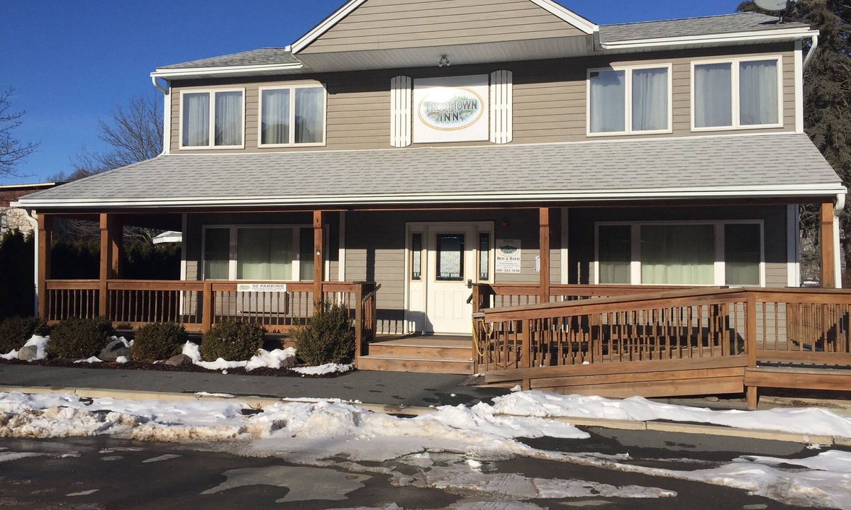 Roscoe Cabin | Catskills Adventures