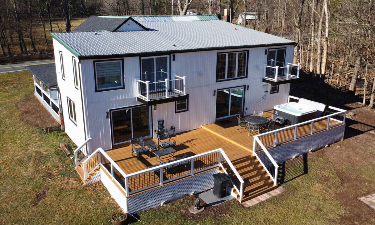 Round Top House | Catskills Escape! Hot Tub, Massage Chairs & Games
