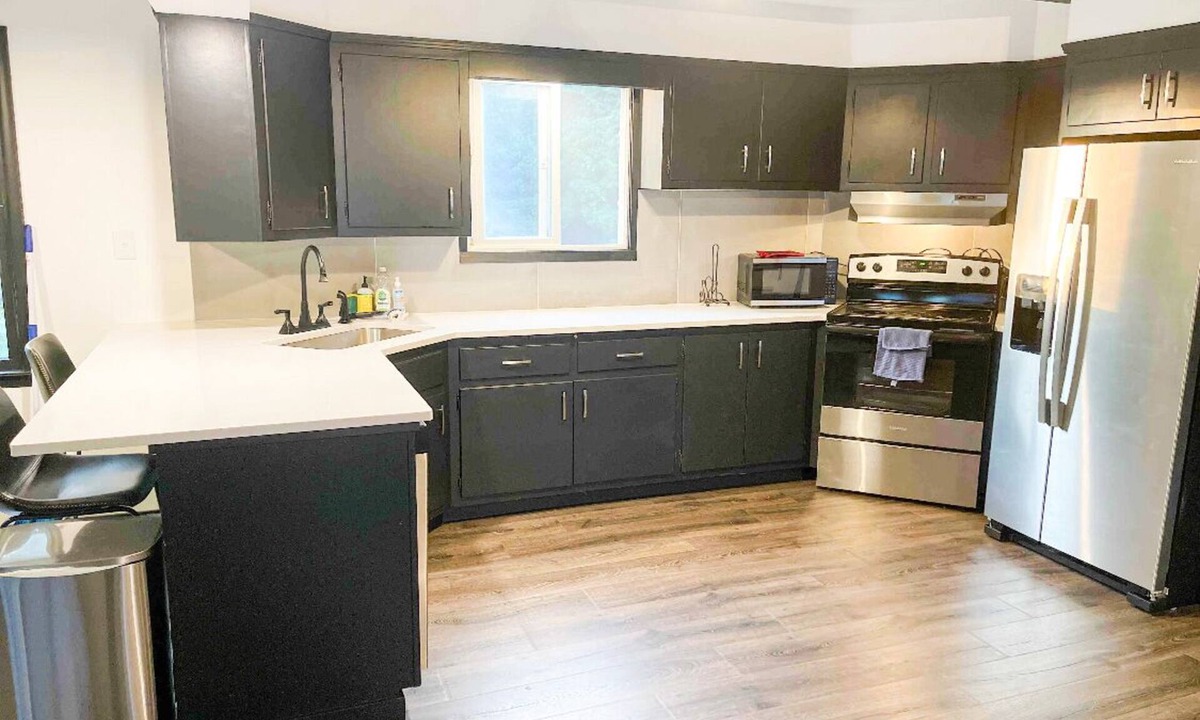 Jeffersonville House | Catskills Escape: Rustic Elegance in a Private Mountain Haven