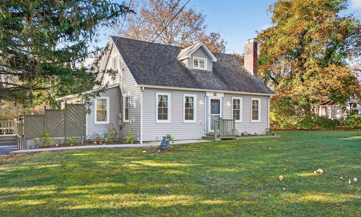 Oak Hill House | Catskills Retreat | Near Hiking, Skiing & Town