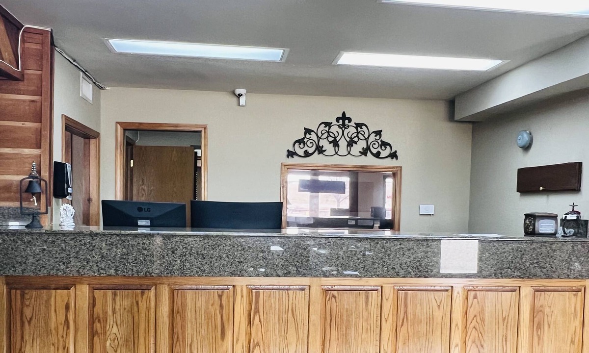 Stroud Hotel | Cattle Country Lodge