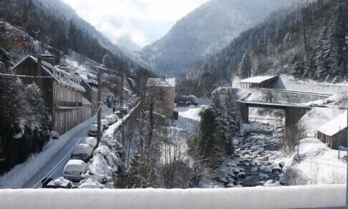 Cauterets Apartment | CAUTERETS - PYRENEES - APARTMENT RENTAL - T2 Bis