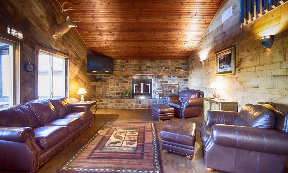 Windyville Cabin | Cave Creek Cabin…UNDER NEW OWNERSHIP…See new listing # 5077227.