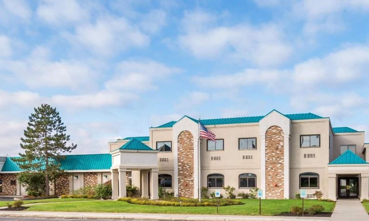 Ithaca Hotel | Cayuga Blu Hotel