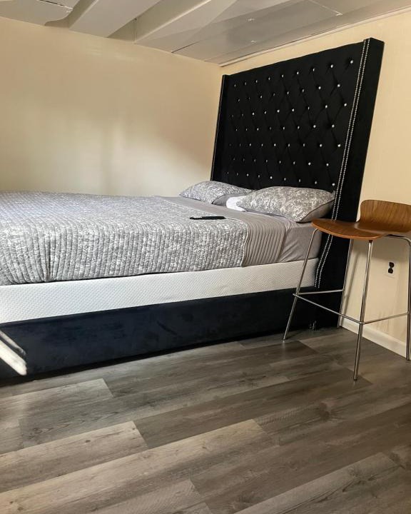 Irvington Apartment | Cdlodgellc