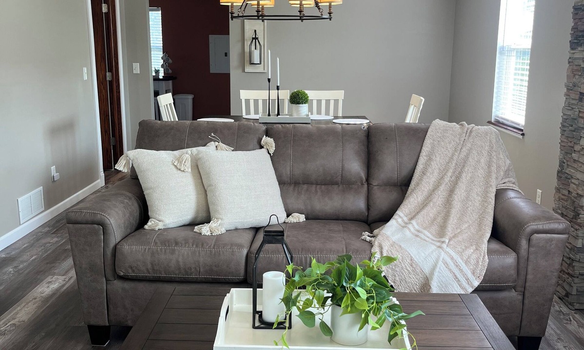 Cedar Rapids House | Cedar Crossing Destination