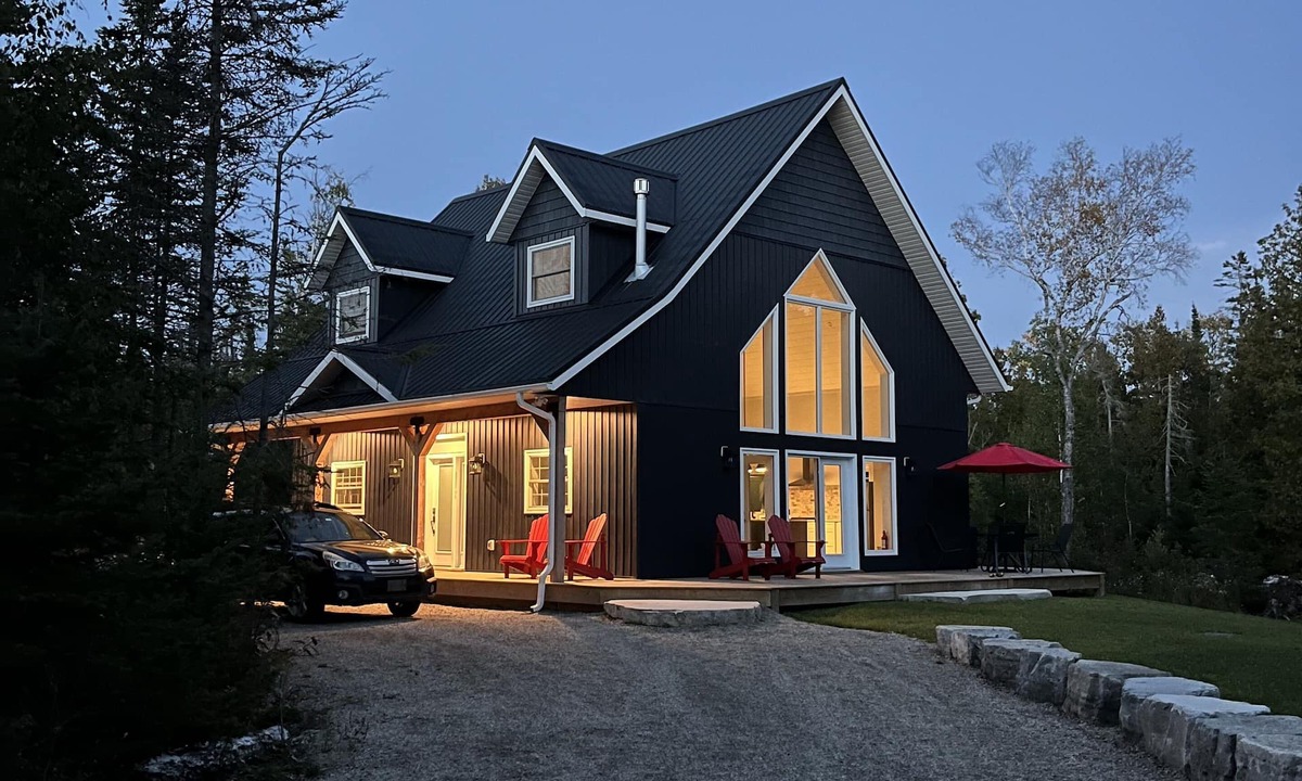 Tobermory Cottage | Cedar Haven