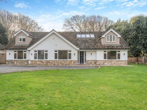 Overstrand House | Cedar Lodge