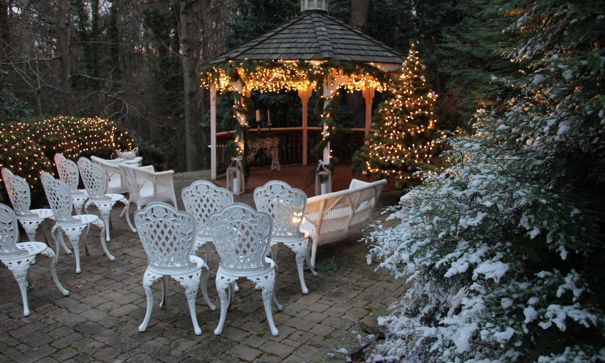 Williamsburg Bed & Breakfast | Cedars of Williamsburg Bed & Breakfast