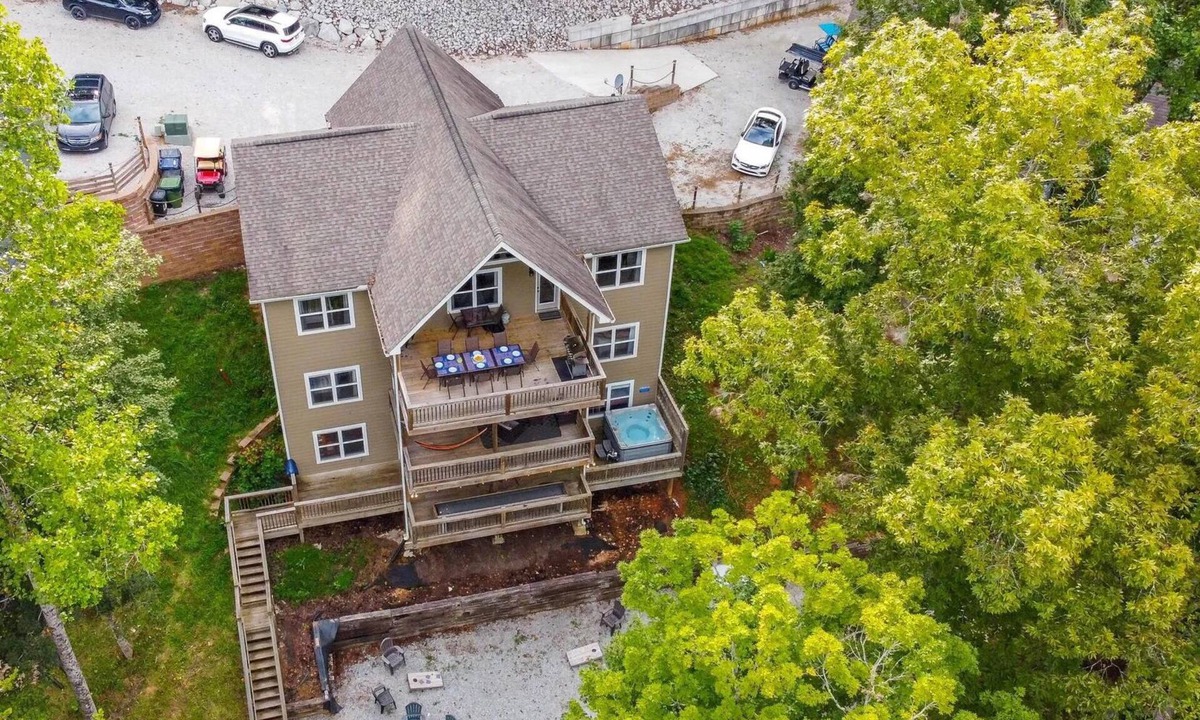 Lakeside Estates House | Celebrate Spring at Norris Lake! Private Dock/Slide, Firepit, HotTub, & Views!