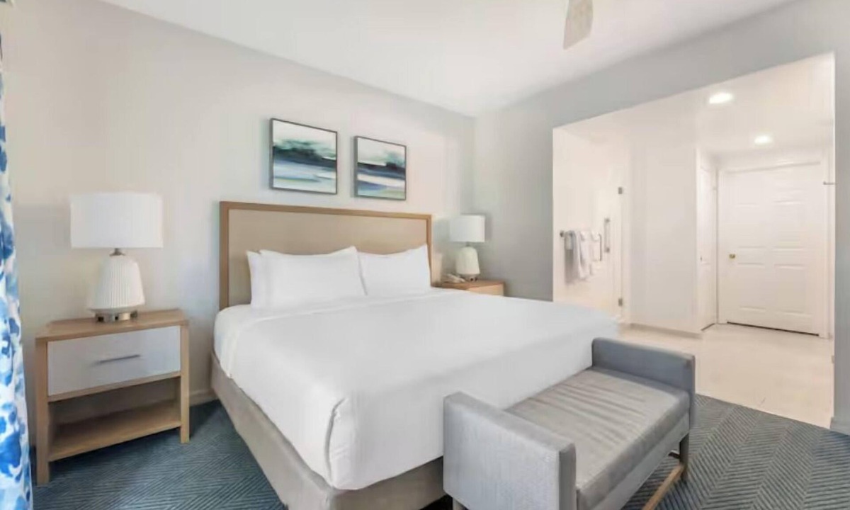 West Kissimmee Hotel | Celebration's Best-Kept Secret! Full Kitchen + Outdoor Pool Near Disney World