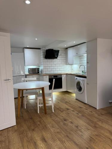 Pontefract Apartment | Cellar Suite